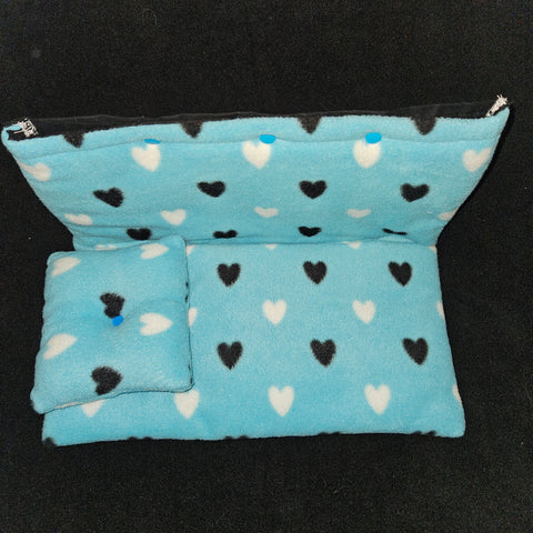Day Bed Cover + Pillow Fleece (Hearts)