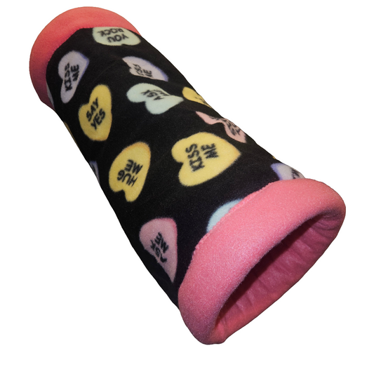Tunnel Extra Long- Polar Fleece (Hearts)